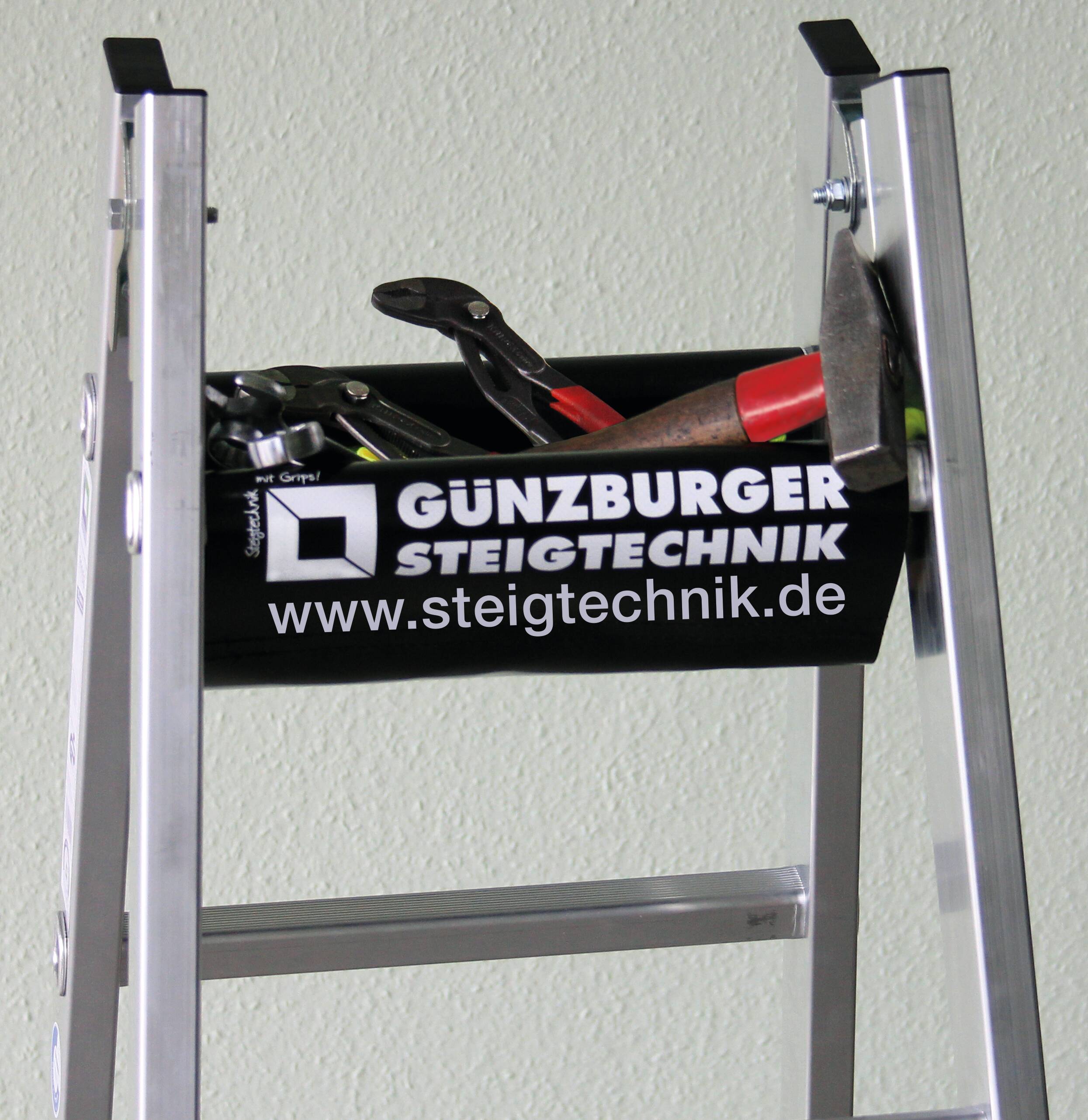 Günzburger Sprossen-Stehleiter 
